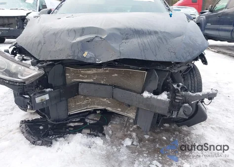 2018 Hyundai Elantra Sel z USA, uszkodzony, nr VIN 5NPD84LF8JH242489